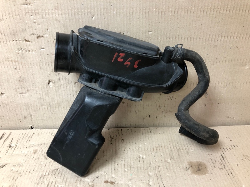 Патрубок воздушного фильтра INFINITI FX S50 03-08 2007 Внедорожник 3.5 VQ35DE 16576-CG000 Б/У