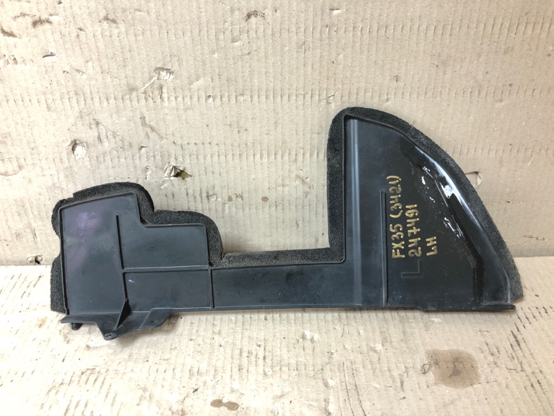 Запчасть дефлектор радиатора левый INFINITI FX S50 03-08 2007 Внедорожник 3.5 VQ35DE 62811-CL71A Б/У Дефлектор радиатора левый INFINITI FX S50 03-08 2007 Внедорожник 3.5 VQ35DE 62811-CL71A Б/У