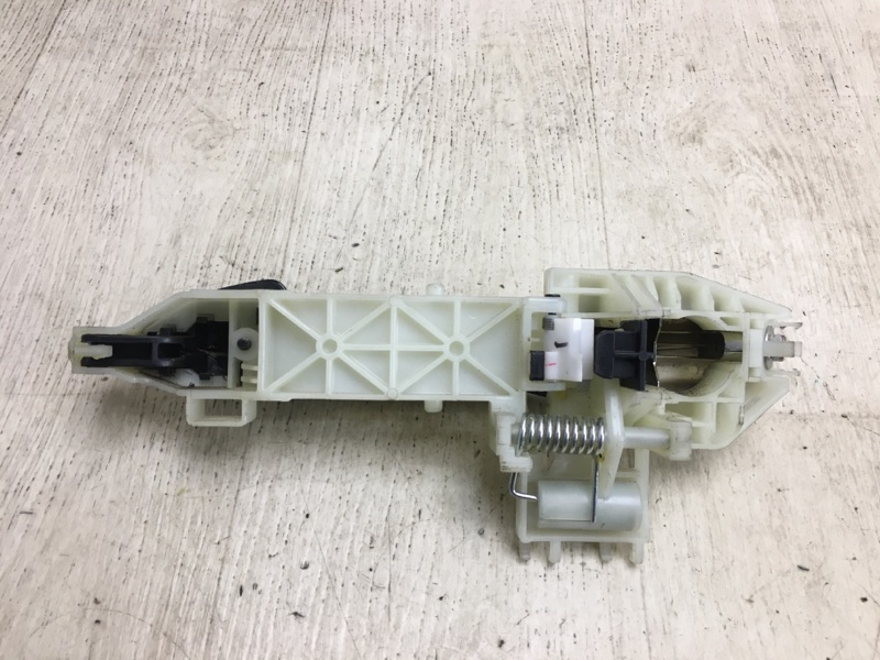 Ручка двери наружная правая OPTIMA JF 15-20 2018 JF 2.4 G4KJ Ручка двери наружная правая OPTIMA JF 15-20 2018 JF 2.4 G4KJ