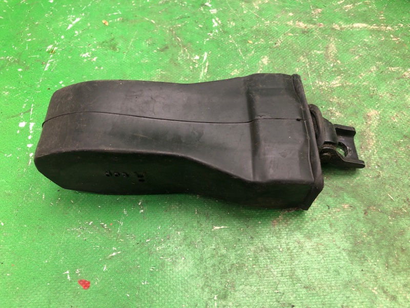 Ограничитель двери задний JETTA USA 10-17 2013 162 2.5 CBUA