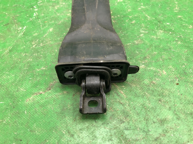 Ограничитель двери задний VOLKSWAGEN PASSAT B7 11-15 A32 1.8 CPRA