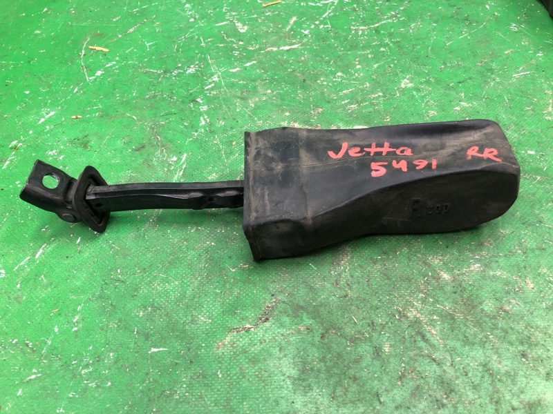 Ограничитель двери задний VOLKSWAGEN JETTA USA 10-17 2011 162 CBTA 2.5L 5C6 839 249 Б/У