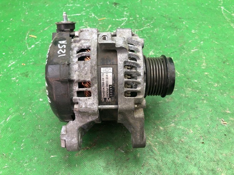 Запчасть генератор TOYOTA CAMRY 55 14-17 2015 ASV50 2.5 2ARFE 27060-0V170 Б/У Генератор TOYOTA CAMRY 55 14-17 2015 ASV50 2.5 2ARFE 27060-0V170 Б/У