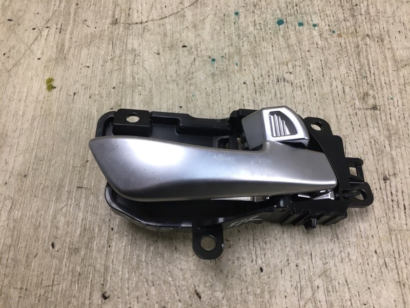 Ручка двери внутренняя правая SORENTO UM 14- 2015 UM 2.4 G4KJ