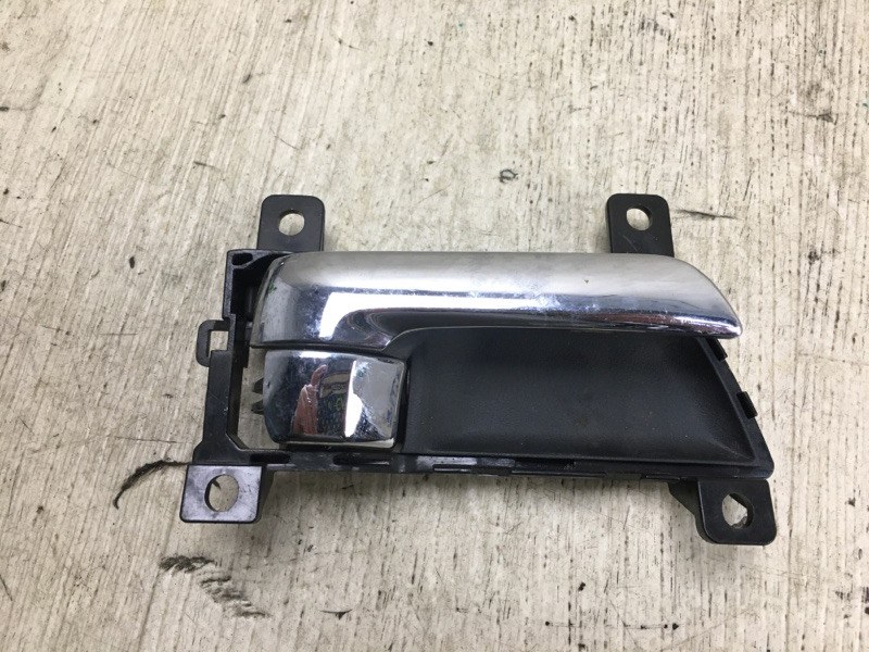Ручка двери внутренняя правая KIA SORENTO XM 09-14 2009 XM 2.4 G4KE 82620-1U000 Б/У