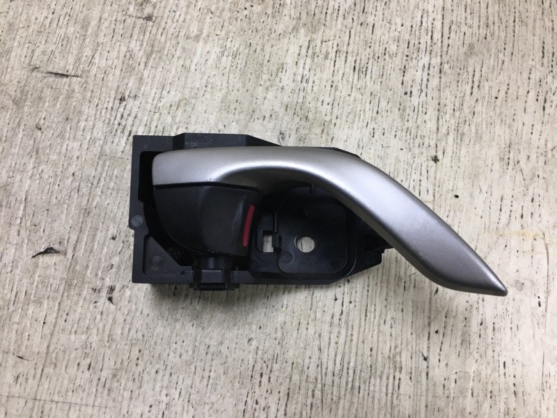 Запчасть ручка двери внутренняя правая MAZDA 3 BM 13-19 2016 BM 2.0 PE-VPS BHP2-58-330B Б/У Ручка двери внутренняя правая MAZDA 3 BM 13-19 2016 BM 2.0 PE-VPS BHP2-58-330B Б/У