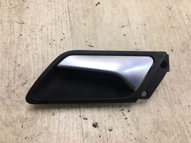 Ручка двери внутренняя задняя левая VOLKSWAGEN JETTA USA 10-17 2013 162 2.0 CPLA 5C6 839 113 B Б/У