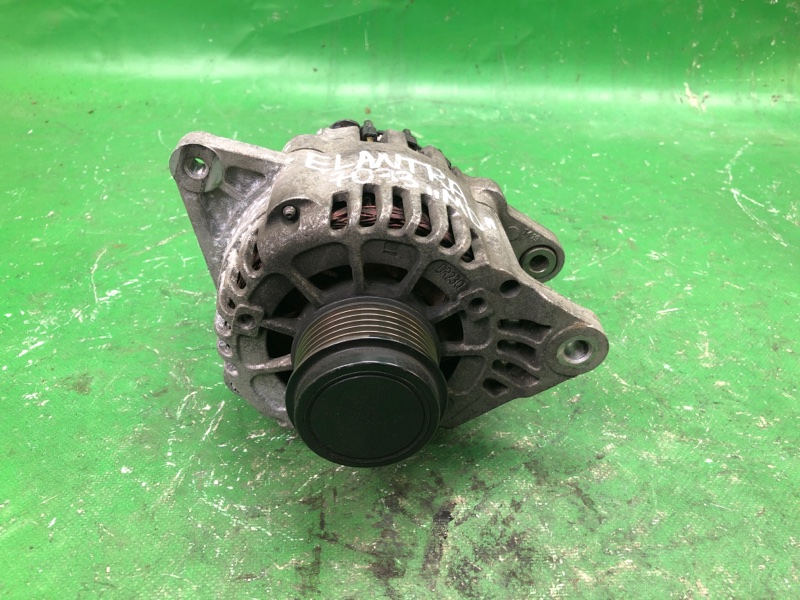 Генератор HYUNDAI ELANTRA MD 10-15 2013 MD 1.8 G4NB 37300-2E200 Б/У