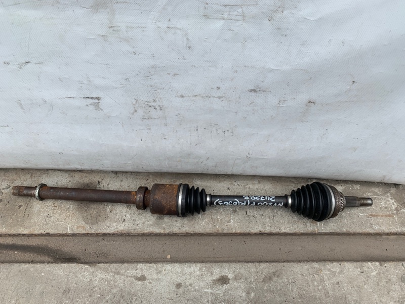 Привод передний правый NISSAN NV200 USA 13- 2017 M20X 2.0 MR20DE 39100-95B0A Б/У