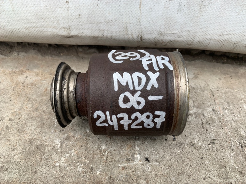 Шрус внутренний передний правый ACURA MDX (YD2) 06-13 YD2 Б/У