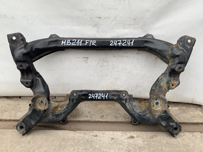 Запчасть балка передней подвески MERCEDES E-CLASS W211 02-09 A 211 620 11 87 Б/У Балка передней подвески MERCEDES E-CLASS W211 02-09 A 211 620 11 87 Б/У