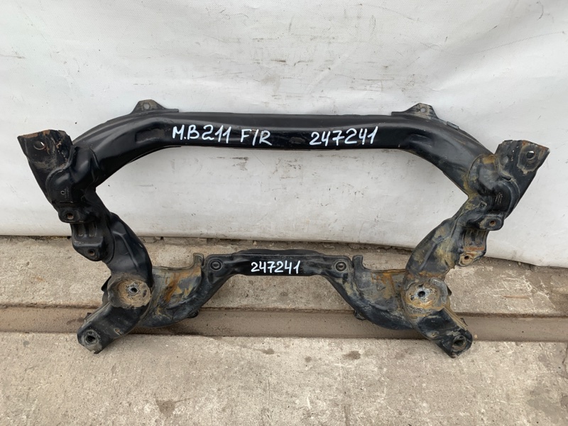 Балка передней подвески E-CLASS W211 02-09 Балка передней подвески E-CLASS W211 02-09