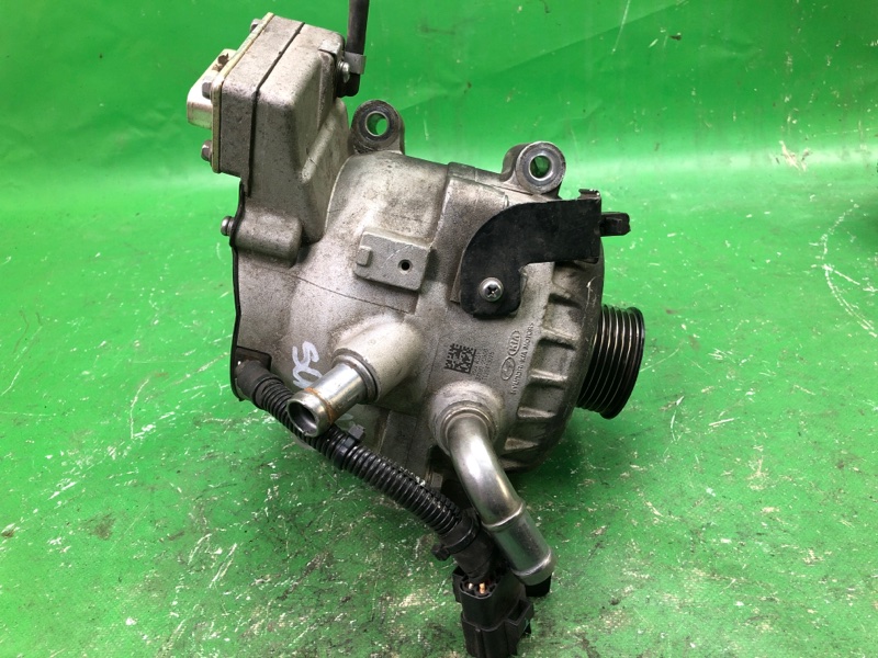 Генератор HYUNDAI SONATA YF 10-14 2012 YF 2.4 G4KK 37390-2G900 Б/У