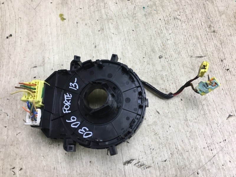 Запчасть шлейф airbag KIA FORTE YD 12- 2018 BD 2.0 G4NH 93490-A7150 Б/У Шлейф Airbag KIA FORTE YD 12- 2018 BD 2.0 G4NH 93490-A7150 Б/У