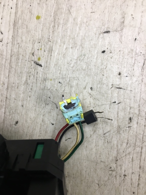 Шлейф Airbag SORENTO UM 14- 2015 UM 2.4 G4KJ Шлейф Airbag SORENTO UM 14- 2015 UM 2.4 G4KJ