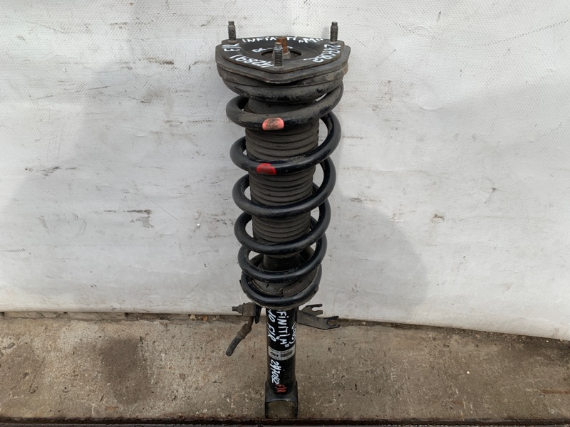 Амортизатор передний правый M35/M45 04-10 2008 Седан 3.5 VQ35DE