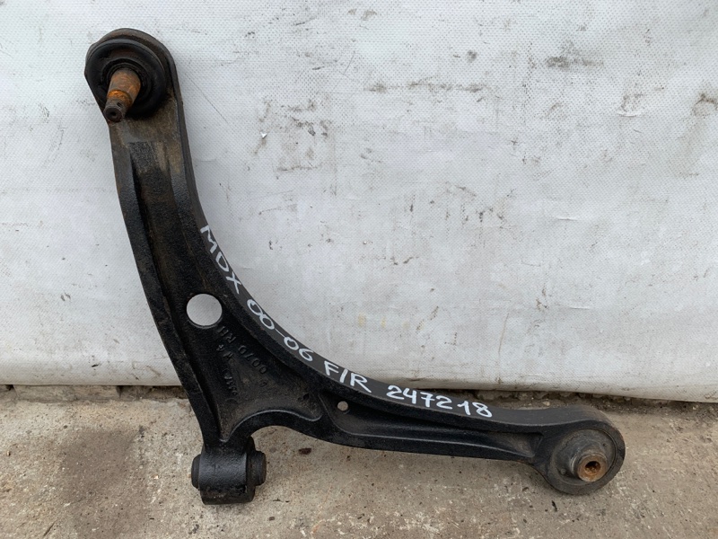 Рычаг передней подвески нижний правый ACURA MDX (YD1) 00-06 Б/У