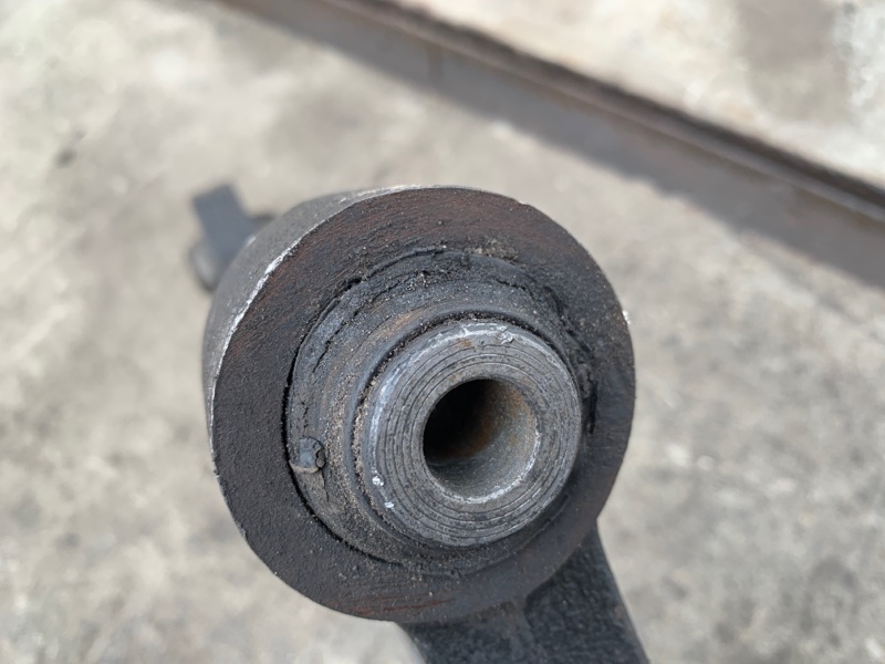 Рычаг передней подвески нижний правый MDX (YD1) 00-06