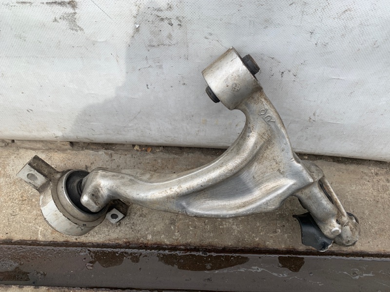 Рычаг передней подвески нижний правый M35/M45 04-10 2008 Седан 3.5 VQ35DE