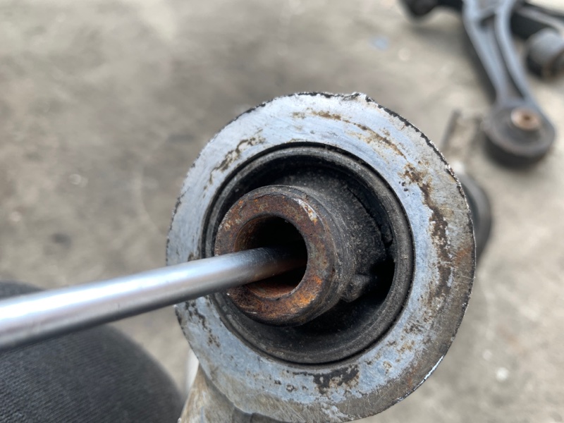 Рычаг передней подвески нижний правый M35/M45 04-10 2008 Седан 3.5 VQ35DE