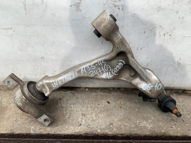 Рычаг передней подвески нижний левый INFINITI M35/M45 04-10 2008 Седан 3.5 VQ35DE 54501-EG01B Б/У