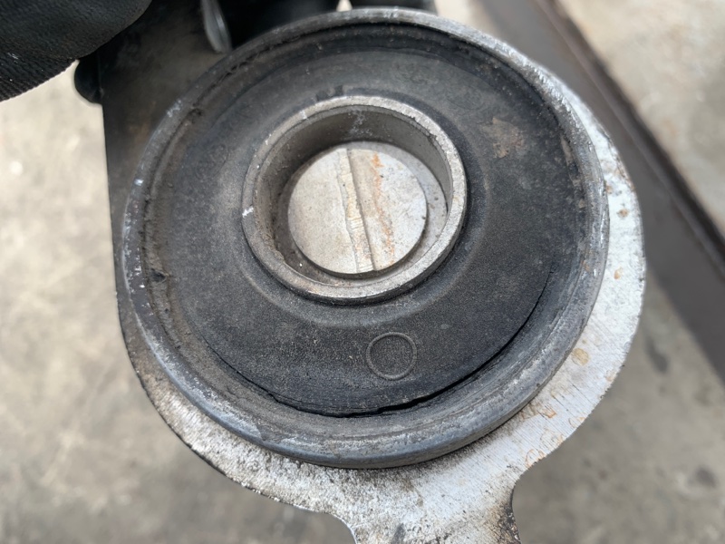 Рычаг передней подвески нижний левый M35/M45 04-10 2008 Седан 3.5 VQ35DE