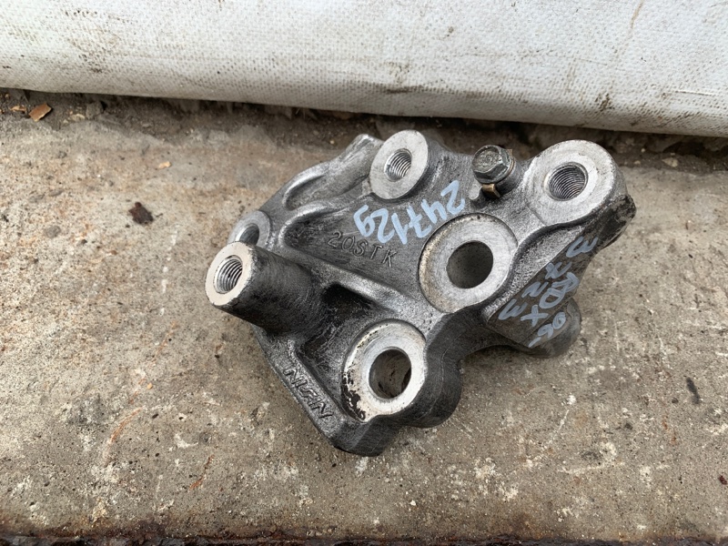 Кронштейн опоры двигателя правый ACURA RDX 06-12 Внедорожник 2.3