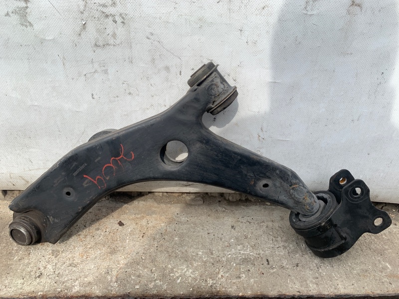 Рычаг передней подвески нижний правый 5 CR 05-10 2008 Минивен 2.3 Рычаг передней подвески нижний правый 5 CR 05-10 2008 Минивен 2.3