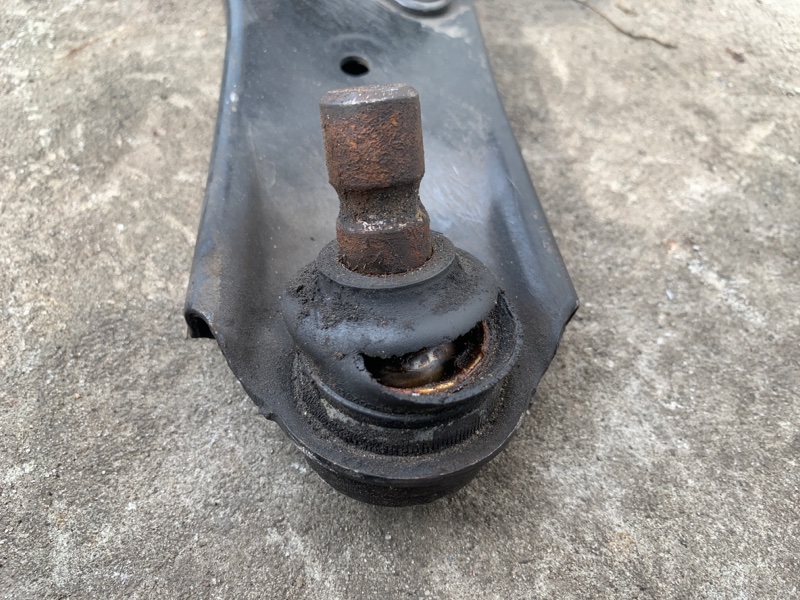 Рычаг передней подвески нижний правый 5 CR 05-10 2008 Минивен 2.3 Рычаг передней подвески нижний правый 5 CR 05-10 2008 Минивен 2.3