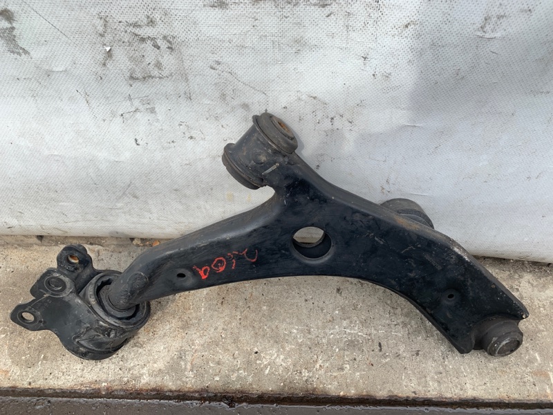 Рычаг передней подвески нижний левый 5 CR 05-10 2008 Минивен 2.3