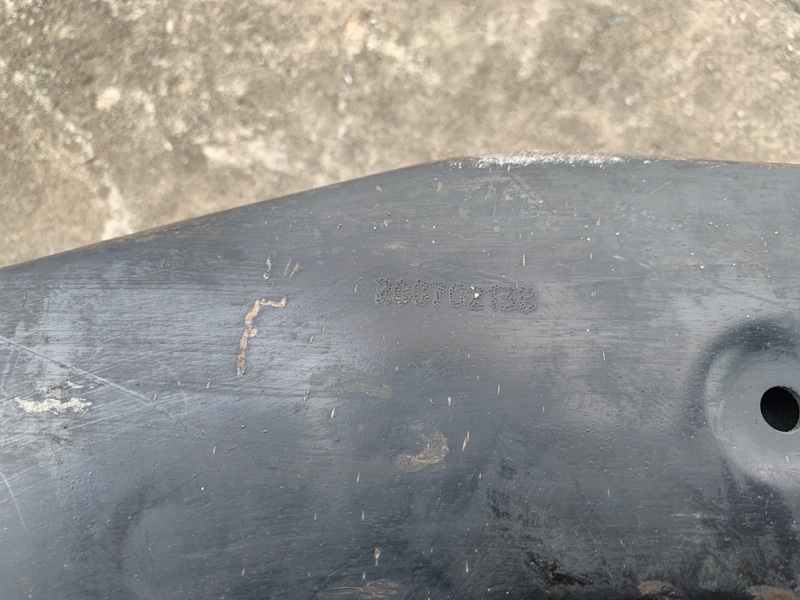 Рычаг передней подвески нижний левый 5 CR 05-10 2008 Минивен 2.3