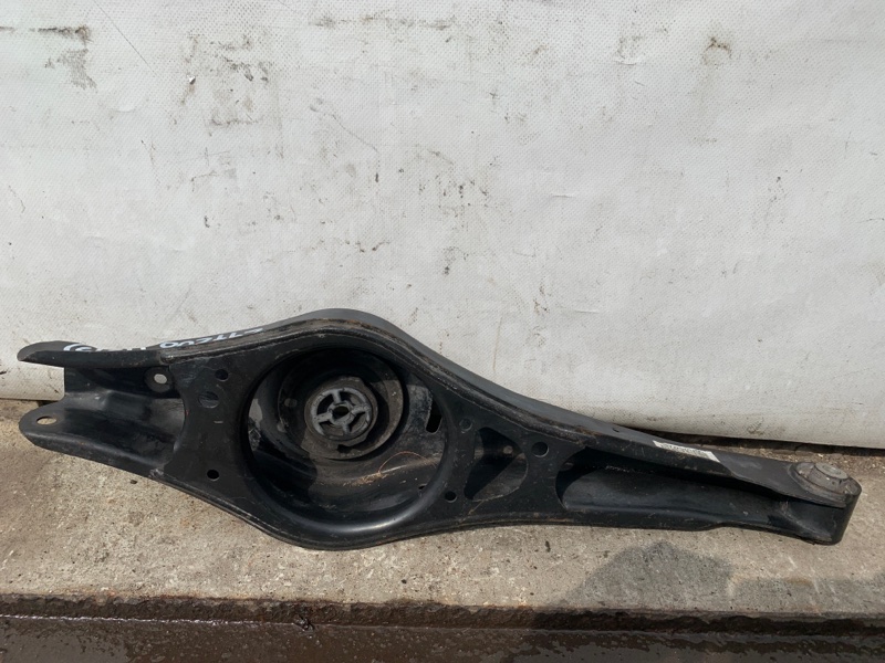 Рычаг задней подвески поперечный нижний VOLKSWAGEN PASSAT CC 12-18 2014 Седан 2.0 CCTA 1K0 505 311 AB Б/У