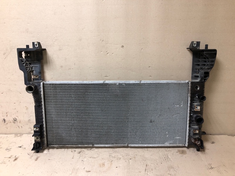 Запчасть радиатор основной FORD EDGE 06-14 2012 Внедорожник 2.0 CT4Z-8005-A Б/У Радиатор основной FORD EDGE 06-14 2012 Внедорожник 2.0 CT4Z-8005-A Б/У