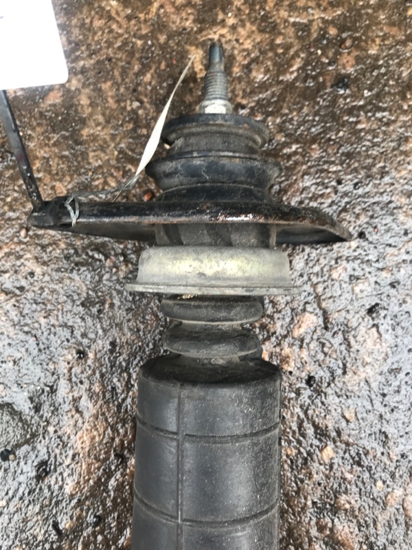 Амортизатор задний левый G35 03-07