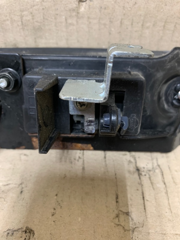 Ручка двери наружная задняя левая NV200 USA 13-