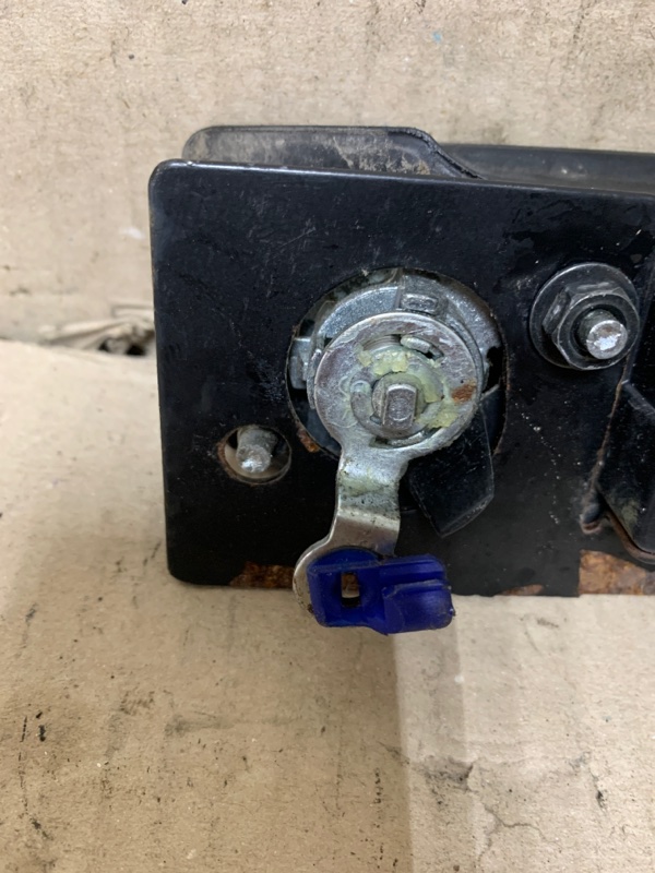 Ручка двери наружная задняя левая NV200 USA 13-