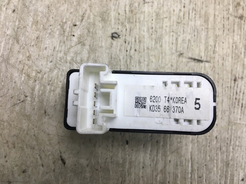 Кнопка стеклоподъемника MAZDA 3 BM 13-19 BM 2.0 PE-VPS Кнопка стеклоподъемника MAZDA 3 BM 13-19 BM 2.0 PE-VPS