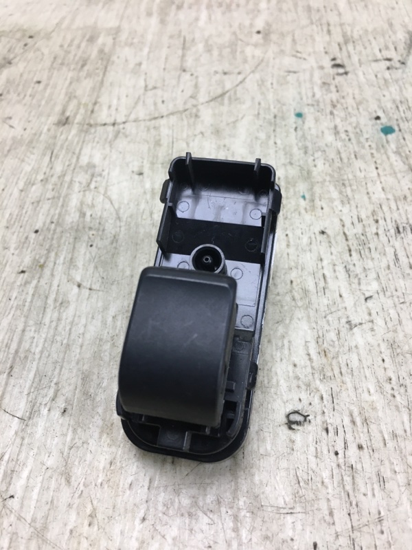 Кнопка стеклоподъемника 3 BM 13-19 2017 BM 2.0 PE-VPS Кнопка стеклоподъемника 3 BM 13-19 2017 BM 2.0 PE-VPS