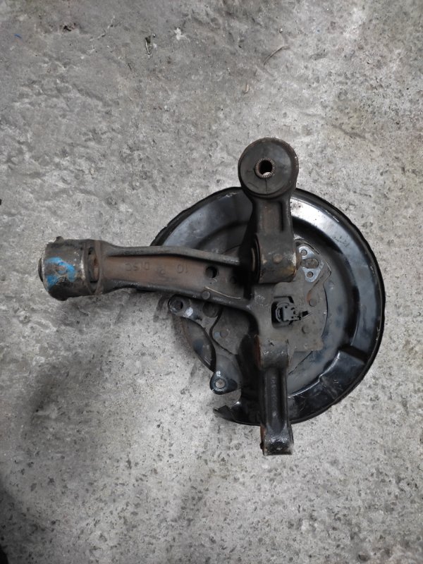 Запчасть цапфа задняя правая TOYOTA AVALON 05-12 2006 GSX30 3.5 2GR-FE 42304-06100 Б/У Цапфа задняя правая TOYOTA AVALON 05-12 2006 GSX30 3.5 2GR-FE 42304-06100 Б/У