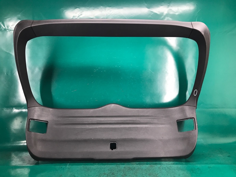 Обшивка крышки багажника задняя SUBARU IMPREZA WRX 10-14 GH 2014 Хетчбек 2.5 EJ255 94320FG000JC Б/У