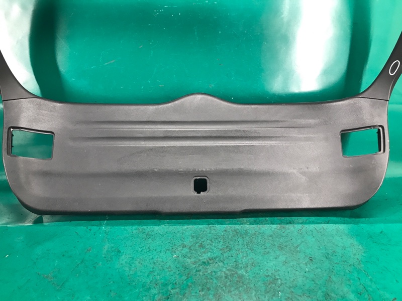 Обшивка крышки багажника задняя IMPREZA WRX 10-14 GH 2014 Хетчбек 2.5 EJ255
