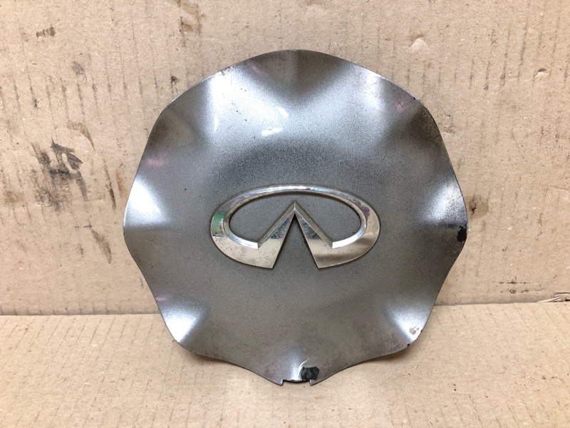 Заглушка колесного диска INFINITI M35/M45 04-10 40315-EH010 Б/У
