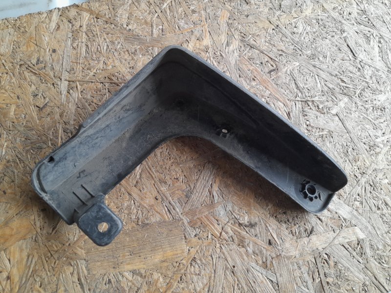 Брызговик передний левый TUCSON TL 15-20