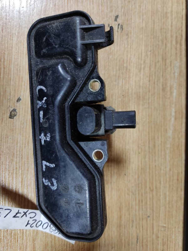 Запчасть клапан электромагнитный (вакуумный) MAZDA CX-7 06-12 L3 LF15-18-741 Б/У Клапан электромагнитный (вакуумный) MAZDA CX-7 06-12 L3 LF15-18-741 Б/У