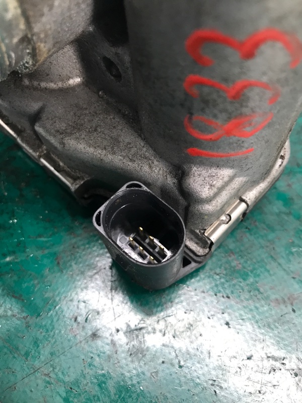 Дроссельная заслонка PASSAT B8 14- 2018 Седан 2.0 DDSA Дроссельная заслонка PASSAT B8 14- 2018 Седан 2.0 DDSA