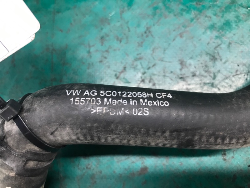 Патрубок системы охлаждения PASSAT B8 14- 2018 Седан 2.0 DDSA