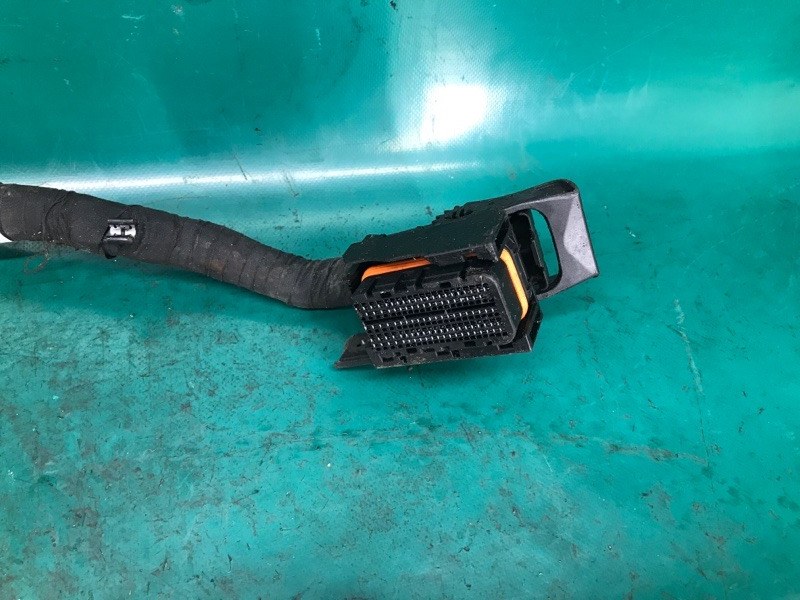 Проводка подкапотная PASSAT B8 14- 2018 Седан 2.0 DDSA Проводка подкапотная PASSAT B8 14- 2018 Седан 2.0 DDSA