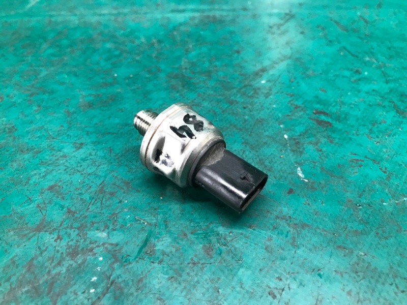 Датчик давления топлива VOLKSWAGEN PASSAT B8 14- Седан 2.0 DDSA