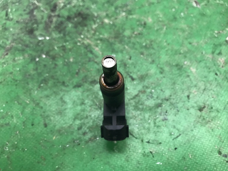 Форсунка топливная VOLKSWAGEN PASSAT B7 11-15 A32 CBTA 2.5L