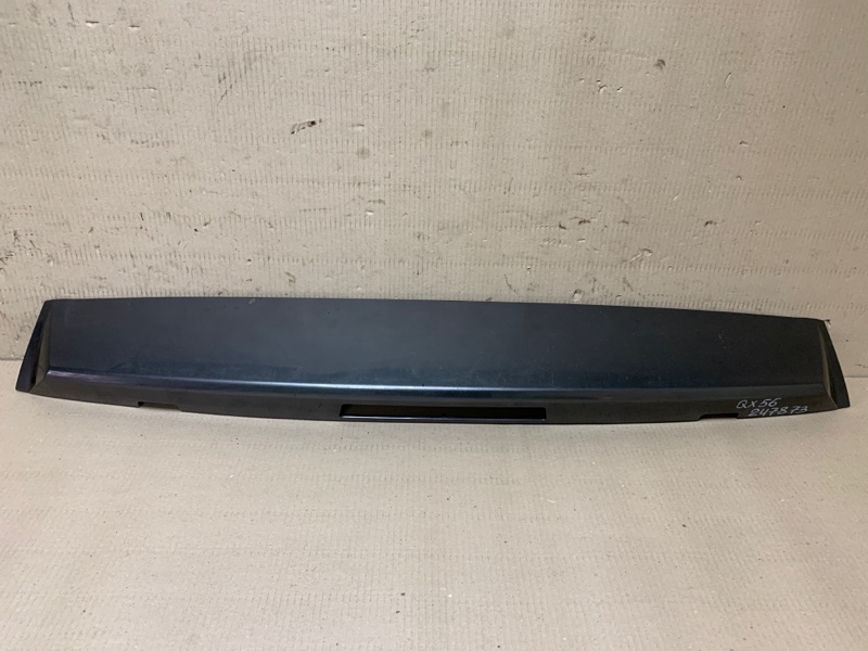 Спойлер крышки багажника QX56 / TITAN / ARMADA 04-16